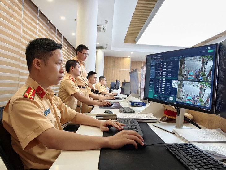 Trở lại Thủ đô sớm, người dân cần chú ý những tuyến đường dễ ùn tắc- Ảnh 2.