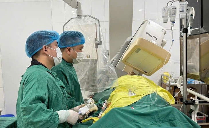 Bác sĩ Hải Phòng cứu sống công dân Trung Quốc bị nhồi máu cơ tim cấp- Ảnh 1.