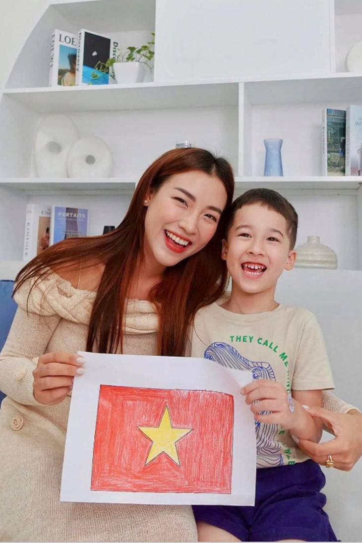 Á hậu Hoàng Oanh ở tuổi 36 nhắn gửi một giây trân trọng, một đời yêu thương- Ảnh 8.