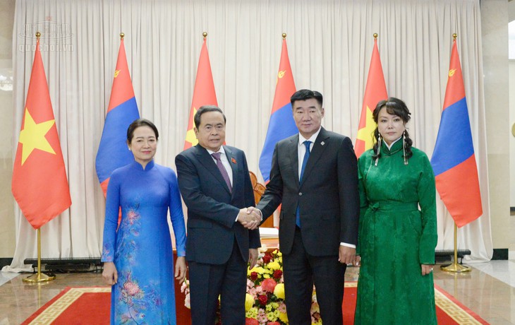 Lễ đón trọng thể Chủ tịch Quốc hội Trần Thanh Mẫn tại Mông Cổ- Ảnh 4.