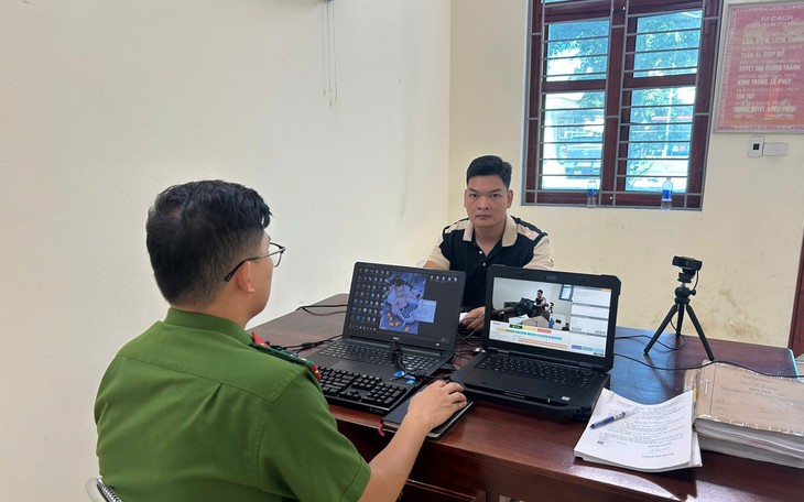 Khởi tố đối tượng múc đất dưới kênh lên bán trái phép- Ảnh 2.