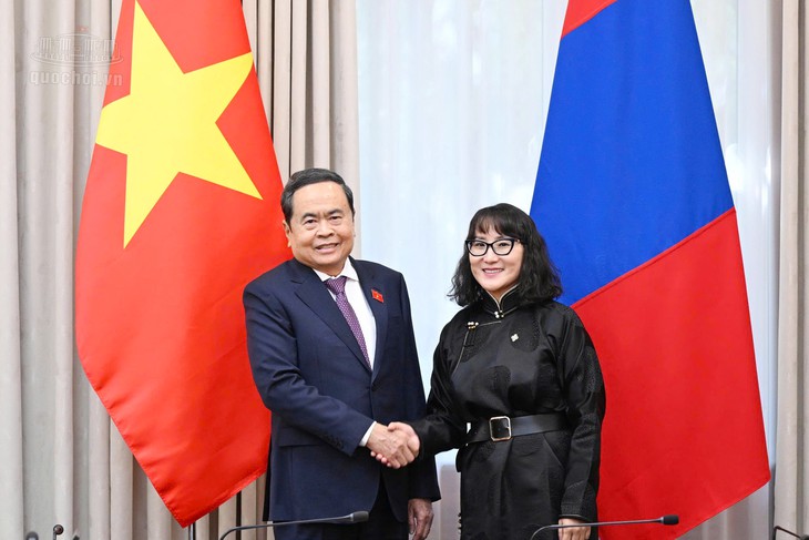 Chủ tịch Quốc hội tiếp Chủ tịch nhóm Nghị sĩ Hữu nghị Mông Cổ - Việt Nam- Ảnh 1.