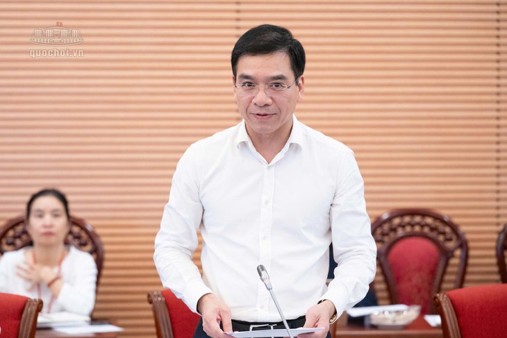 Cấm toàn diện thuốc lá điện tử, thuốc lá nung nóng và chất gây nghiện- Ảnh 1.