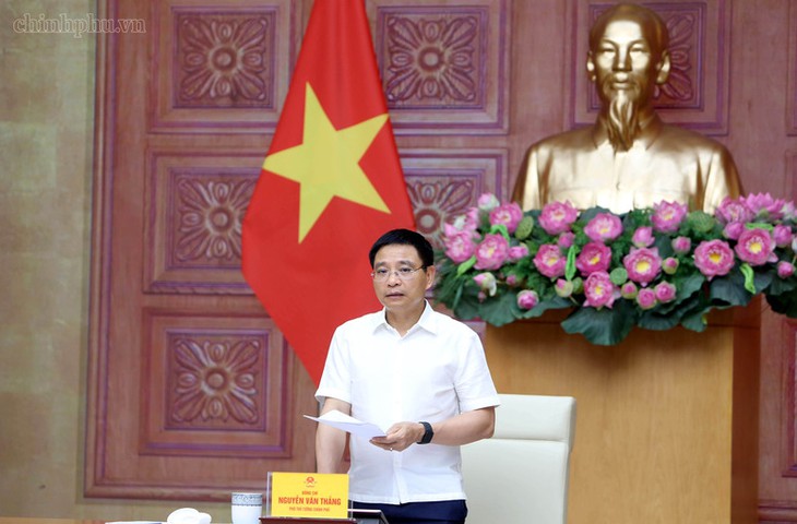 Bộ Y tế chủ động kiểm soát giá thuốc, vật tư y tế, dịch vụ KCB- Ảnh 1.