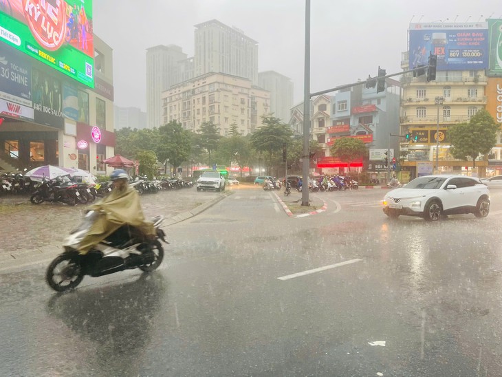 Diễn biến chi tiết mưa lớn các khu vực ngày hôm nay - Ảnh 1.