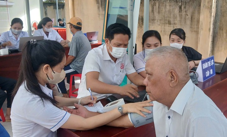 Những địa điểm khám sức khỏe miễn phí người dân Bắc Nha Trang cần biết - Ảnh 1.