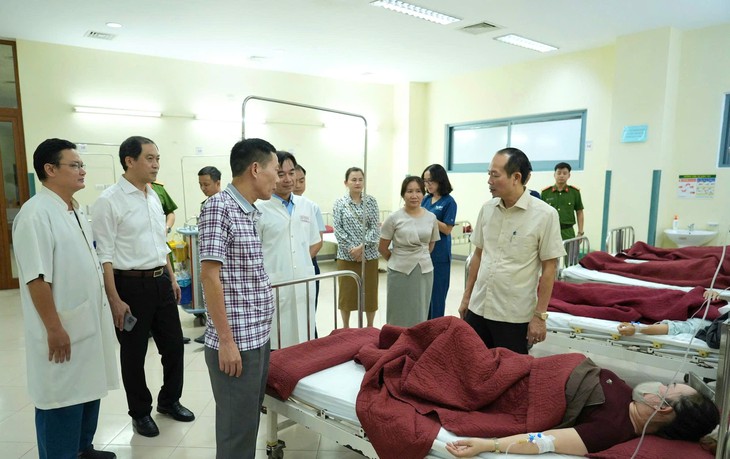 Vụ nghi ngộ độc tại Công ty Scavi Huế: 71 bệnh nhân xuất viện- Ảnh 1.