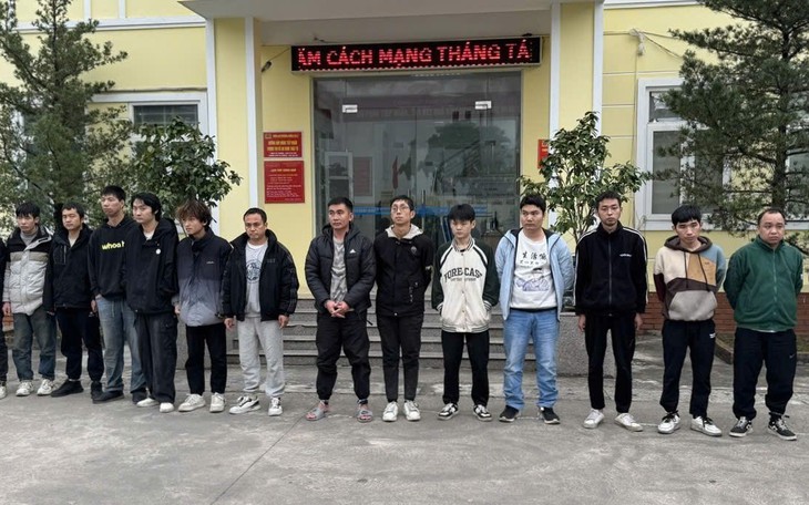 Phát hiện đối tượng bị truy nã 10 năm khi nhập cảnh trái phép vào Việt Nam- Ảnh 2.