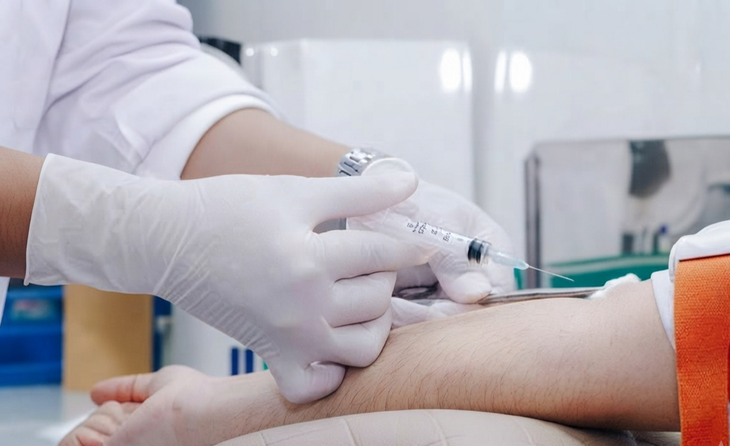 Khi nào cần làm xét nghiệm tầm soát gen ung thư vú? - Ảnh 1.