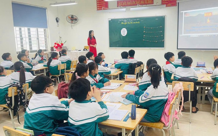 Thủ tướng yêu cầu cung ứng đủ sách giáo khoa trước 22/9- Ảnh 2.
