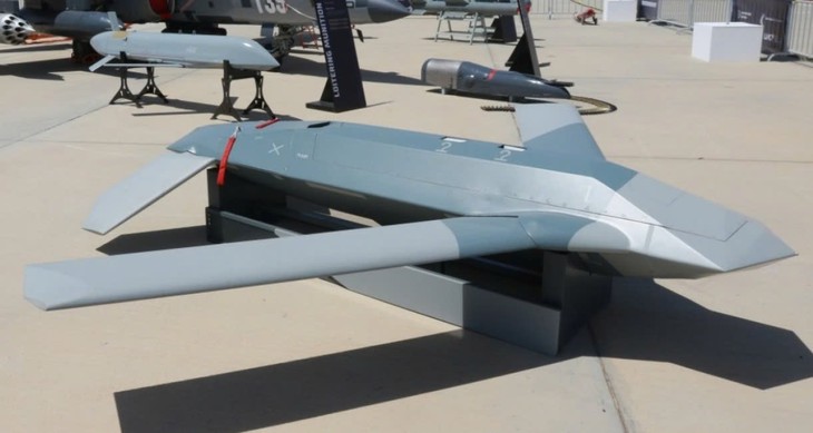 Tên lửa trên tiêm kích Su-57 Nga gây chú ý với thiết kế 'khó hiểu'- Ảnh 1.