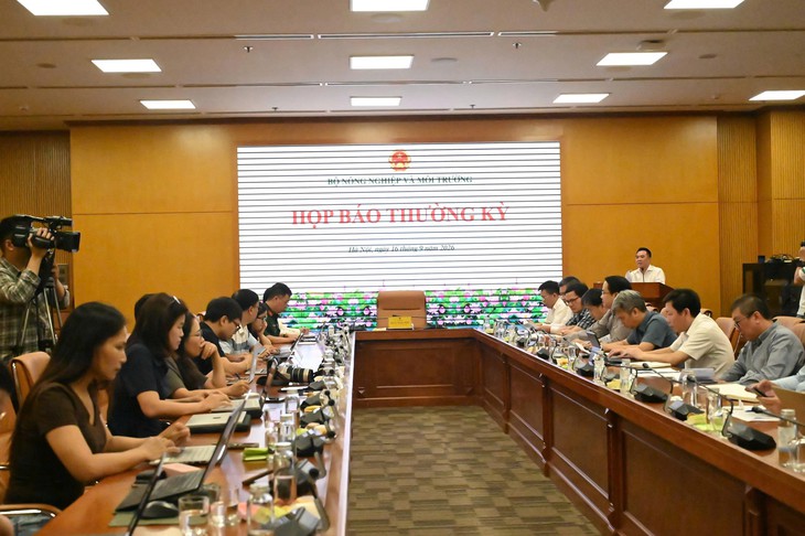 Ngành nông nghiệp và môi trường - Ảnh 1.