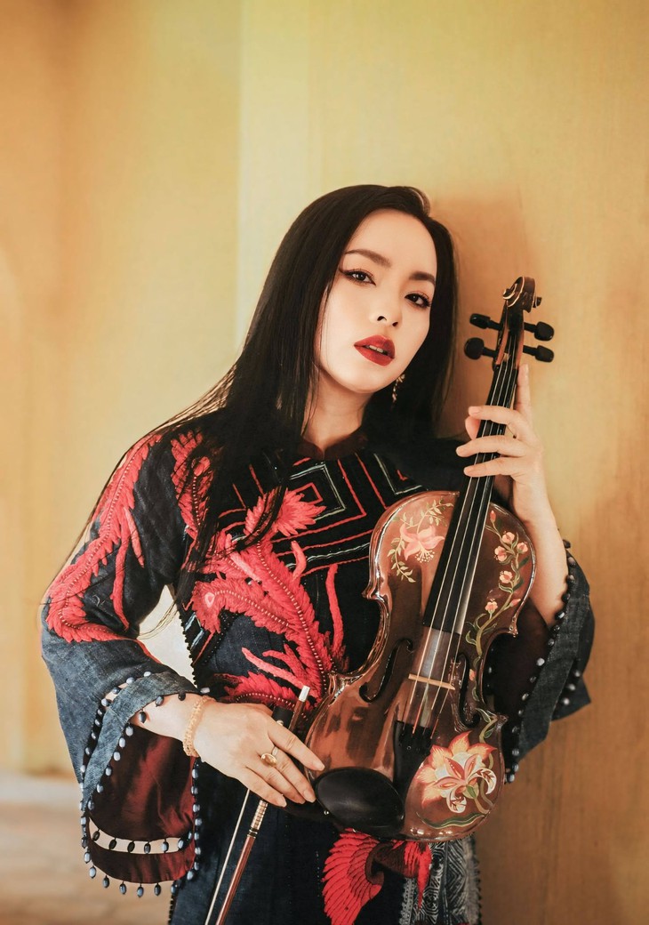 Nghệ sĩ violon Trịnh Minh Hiền: Chủ động chăm sóc sức khỏe để giữ ‘lửa’ đam mê- Ảnh 1.