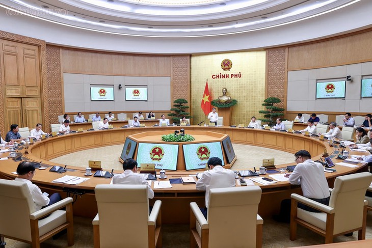 Thủ tướng yêu cầu tạo đột phá trong quản lý thuốc và thiết bị y tế- Ảnh 1.