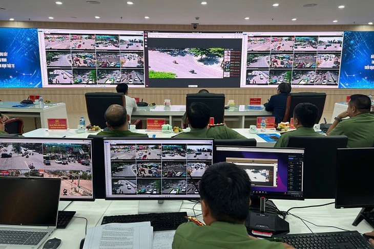 ‘Mắt thần’ bay trên trời, vi phạm giao thông khó lọt- Ảnh 1.