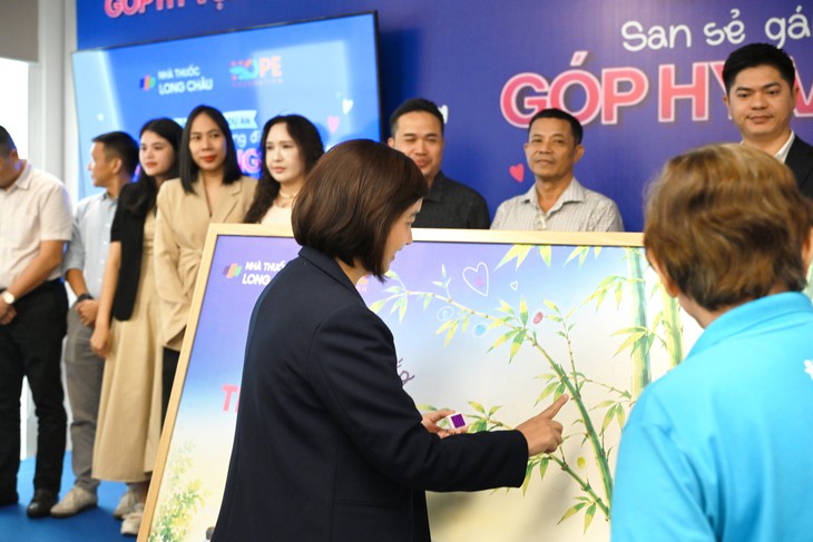 Chung tay san sẻ gánh nặng chi phí, giúp bệnh nhân ung thư vững tâm điều trị - Ảnh 5.