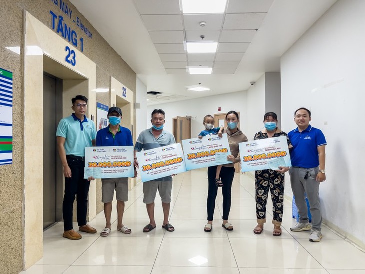 Chung tay san sẻ gánh nặng chi phí, giúp bệnh nhân ung thư vững tâm điều trị - Ảnh 6.