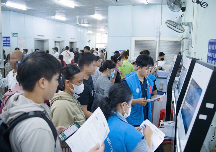 TPHCM cảnh báo vượt dự kiến chi BHYT 2026 hơn 4.500 tỷ đồng - Ảnh 1.