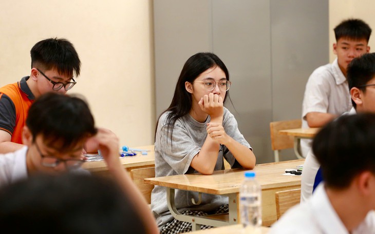 Bỏ điểm cộng chứng chỉ IELTS từ năm 2027 có làm học sinh mất cơ hội? - Ảnh 3.
