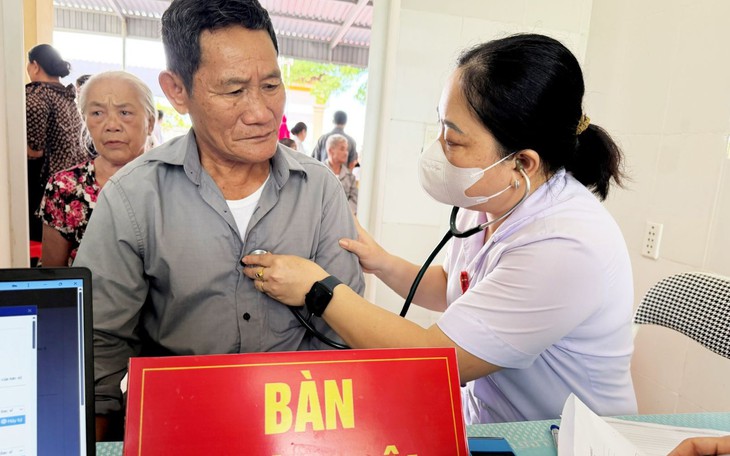 Hà Tĩnh tăng tốc phủ kín khám sức khỏe toàn dân- Ảnh 5.