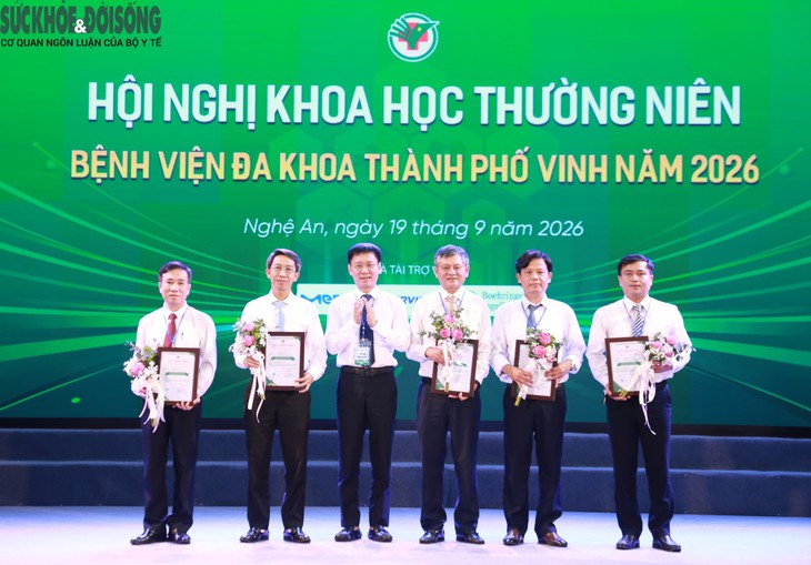 Bệnh viện Đa khoa TP Vinh cập nhật nhiều tiến bộ mới trong khám, chữa bệnh
- Ảnh 4.