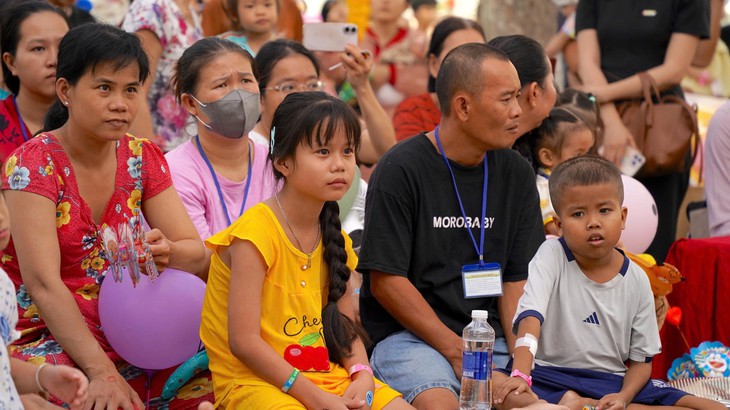 Mùa trăng đặc biệt trong bệnh viện- Ảnh 3.