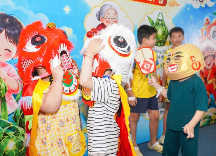 Mùa trăng đặc biệt trong bệnh viện- Ảnh 10.