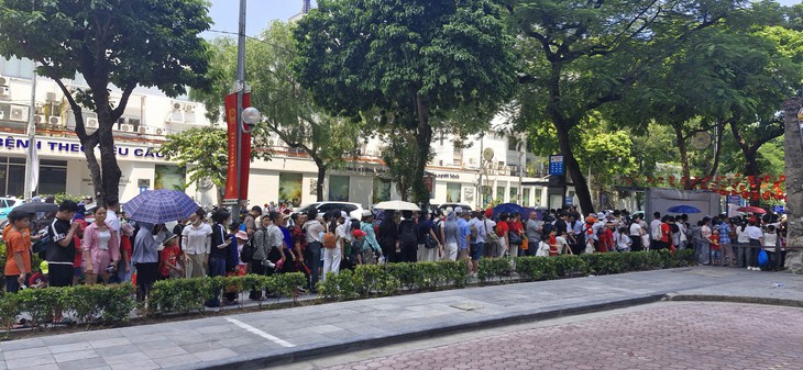 Cập nhật tình hình du khách tham quan các khu di tích quanh Hà Nội dịp Quốc khánh- Ảnh 5.