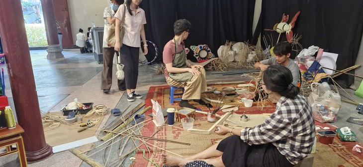 Cập nhật tình hình du khách tham quan các khu di tích quanh Hà Nội dịp Quốc khánh- Ảnh 10.