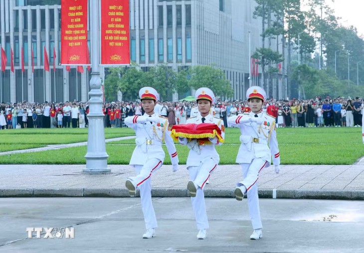 Điện, thư chúc mừng kỷ niệm 81 năm ngày Quốc khánh nước Cộng hòa XHCN Việt Nam- Ảnh 1.