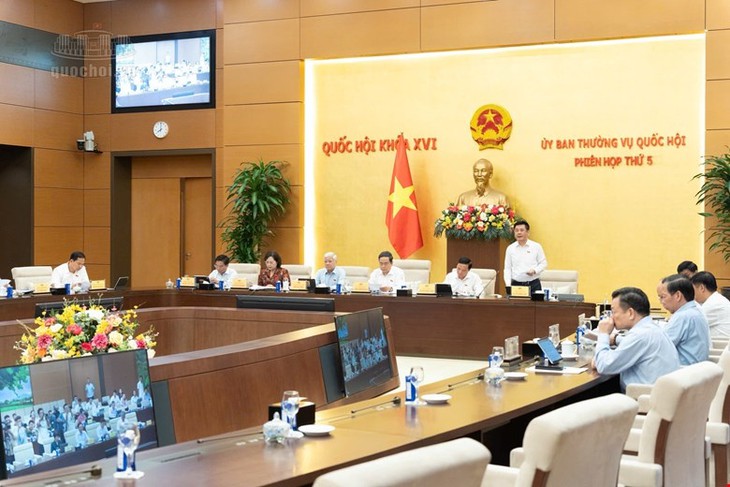 Hôm nay, Chính phủ trình UBTVQH sửa đổi 5 luật trong lĩnh vực y tế- Ảnh 1.