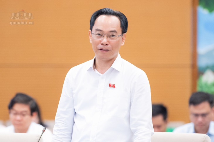 Bộ trưởng Bộ Giáo dục và Đào tạo nói gì về thiếu sách giáo khoa?- Ảnh 2.