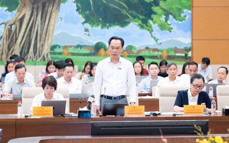 Thủ tướng chỉ đạo làm rõ trách nhiệm, xử lý nghiêm việc thiếu sách giáo khoa- Ảnh 5.