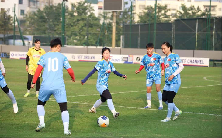 Lịch thi đấu bóng đá hôm nay ngày 21/9 - 22/9: Đội tuyển nữ Việt Nam đấu Thái Lan- Ảnh 2.