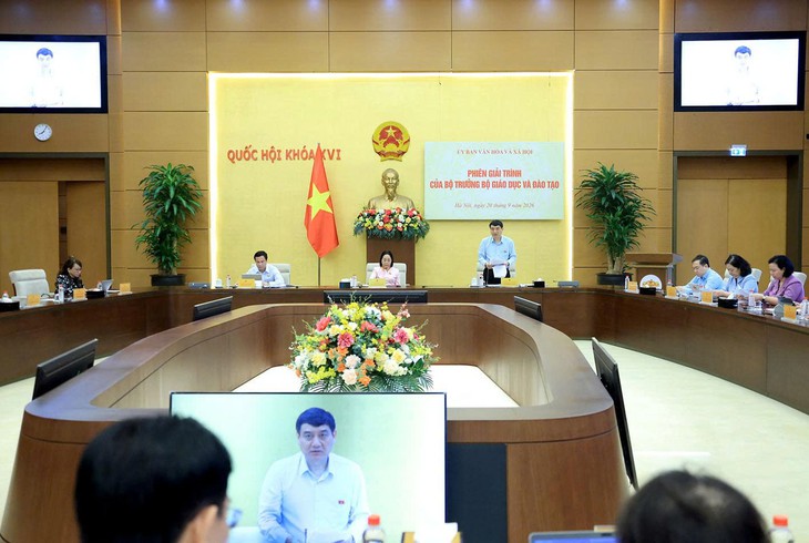 Bộ trưởng Bộ Giáo dục và Đào tạo nói gì về thiếu sách giáo khoa?- Ảnh 4.