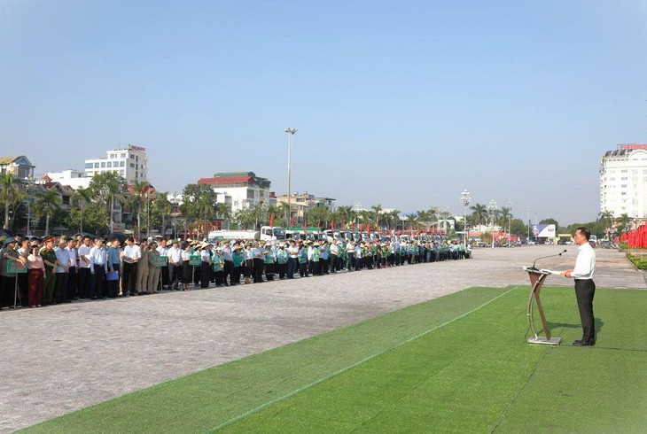 Thanh Hóa đồng loạt tổng vệ sinh, tiêu độc khử trùng sau mưa lũ- Ảnh 5.