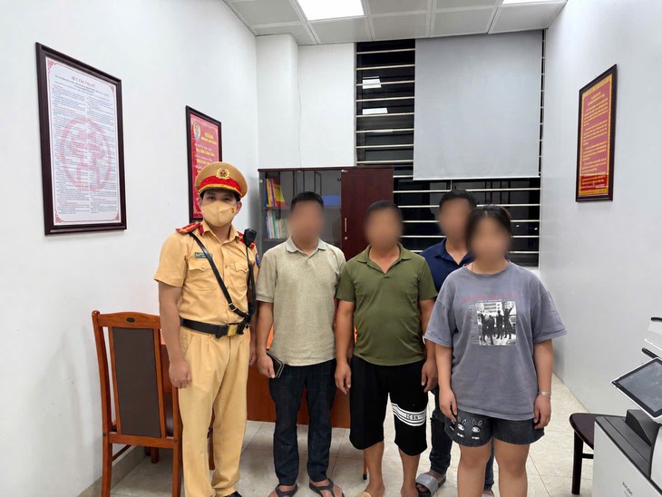 Mất liên lạc với gia đình, nữ sinh được tìm thấy khi chuẩn bị đi Thanh Hóa- Ảnh 2.