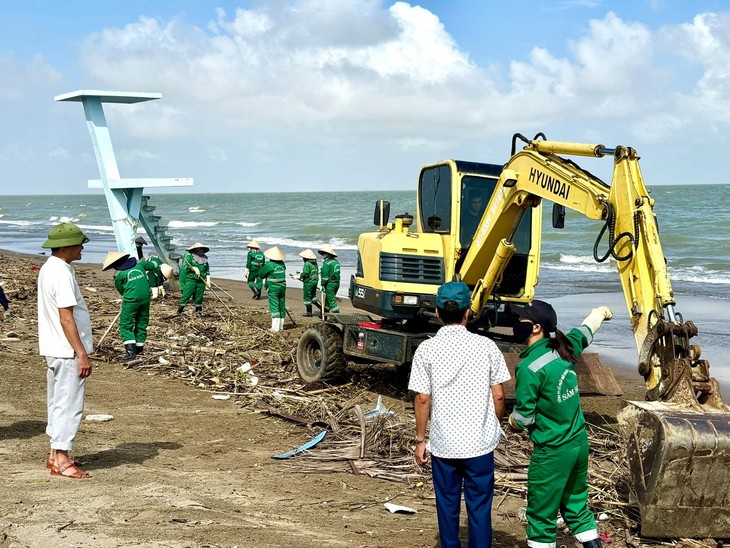Thanh Hóa đồng loạt tổng vệ sinh, tiêu độc khử trùng sau mưa lũ- Ảnh 3.