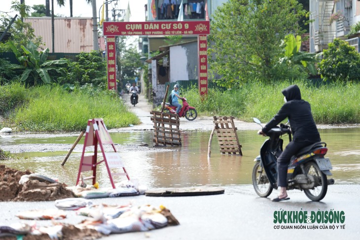 UBND phường Đông Ngọc báo cáo gì về vụ nam sinh ngã xuống cống tử vong? - Ảnh 2.