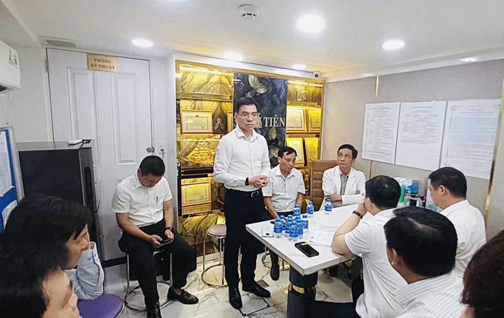 Gội đầu dưỡng sinh lén lút thực hiện cả dịch vụ y tế xâm lấn - Ảnh 1.