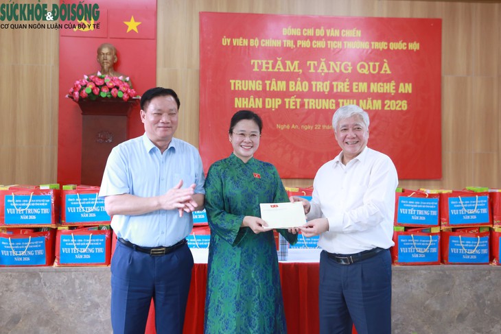 Phó Chủ tịch Thường trực Quốc hội Đỗ Văn Chiến thăm mái ấm trẻ em Nghệ An- Ảnh 9.