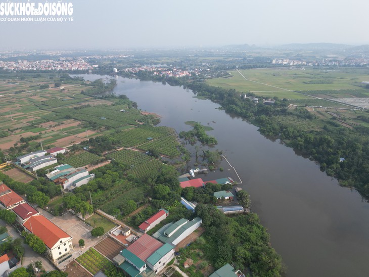 Dự án cầu nối 2 xã Hà Nội 'đắp chiếu' do không có mặt bằng thi công- Ảnh 11.