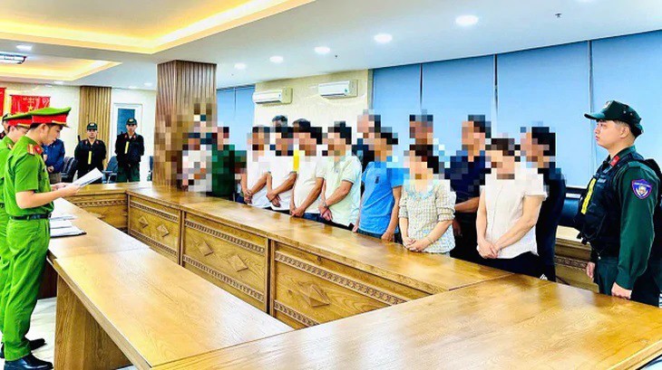 Khai trừ khỏi Đảng cán bộ trật tự đô thị bị khởi tố ở Đà Nẵng - Ảnh 1.