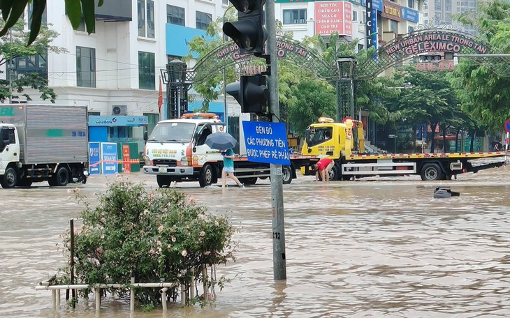 Cơ quan khí tượng khuyến cáo người dân lưu ý mưa dông dịp Trung thu - Ảnh 2.