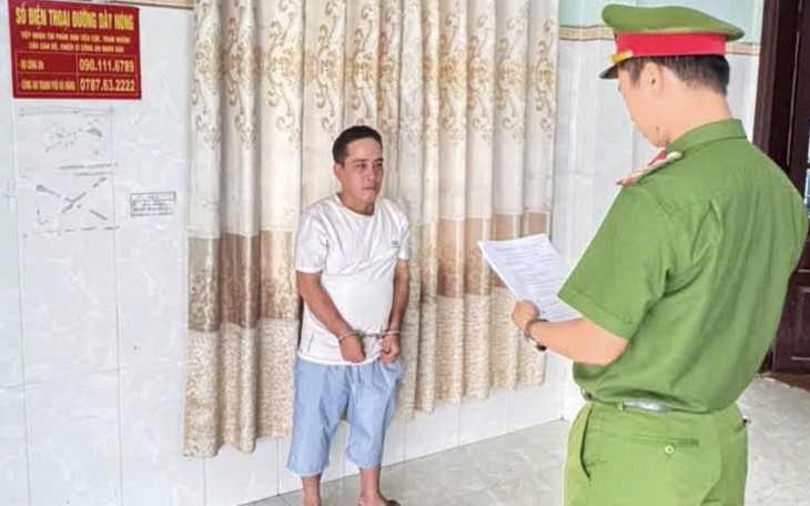Tạm giữ Nguyễn Đồng Công tội đập phá ô tô - Ảnh 2.