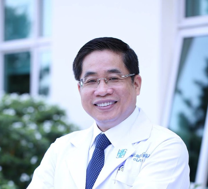 PGS.TS.BS Nguyễn Hoàng Bắc - người thầy đứng sau những đôi tay trẻ - Ảnh 1.