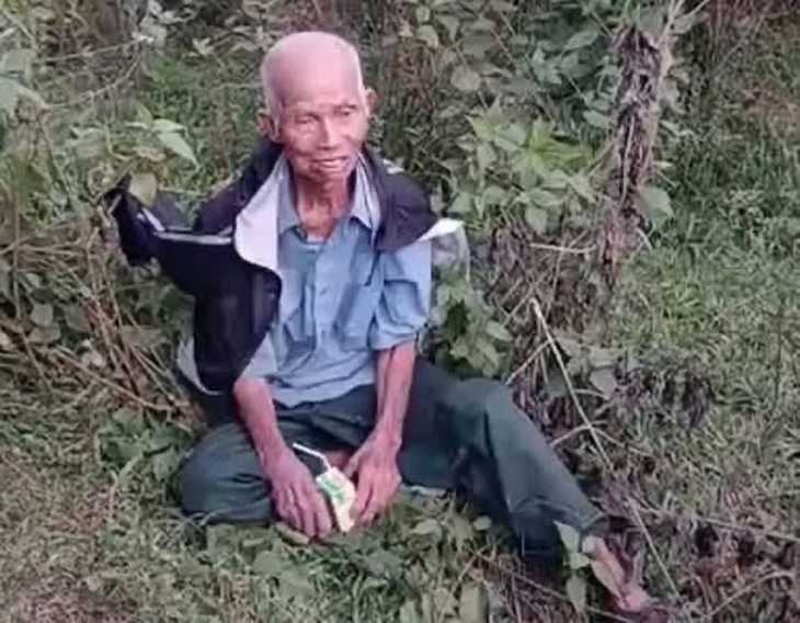 Cụ ông 83 tuổi mất tích 6 ngày, được tìm thấy trong rừng cách nhà 40km
- Ảnh 1.