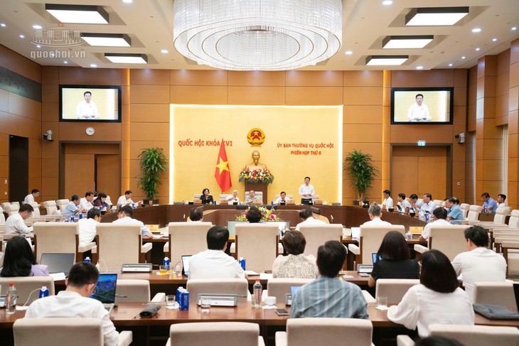 Phó Thủ tướng: Lấy sức khỏe người dân làm trọng tâm quản lý an toàn thực phẩm - Ảnh 1.