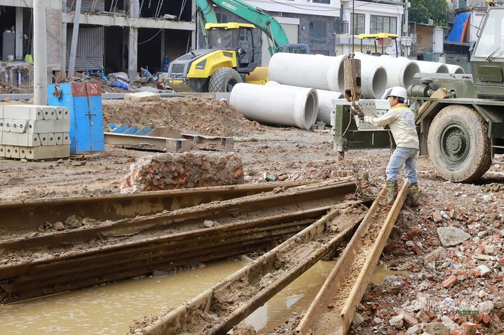 Vành đai 2,5 qua Cầu Giấy tăng tốc, chạy đua mốc thông xe kỹ thuật 10/10- Ảnh 1.