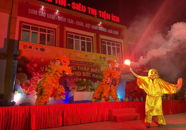 Ấm áp đêm hội trăng rằm Trung thu tại Bệnh viện Nhi Hải Phòng- Ảnh 3.